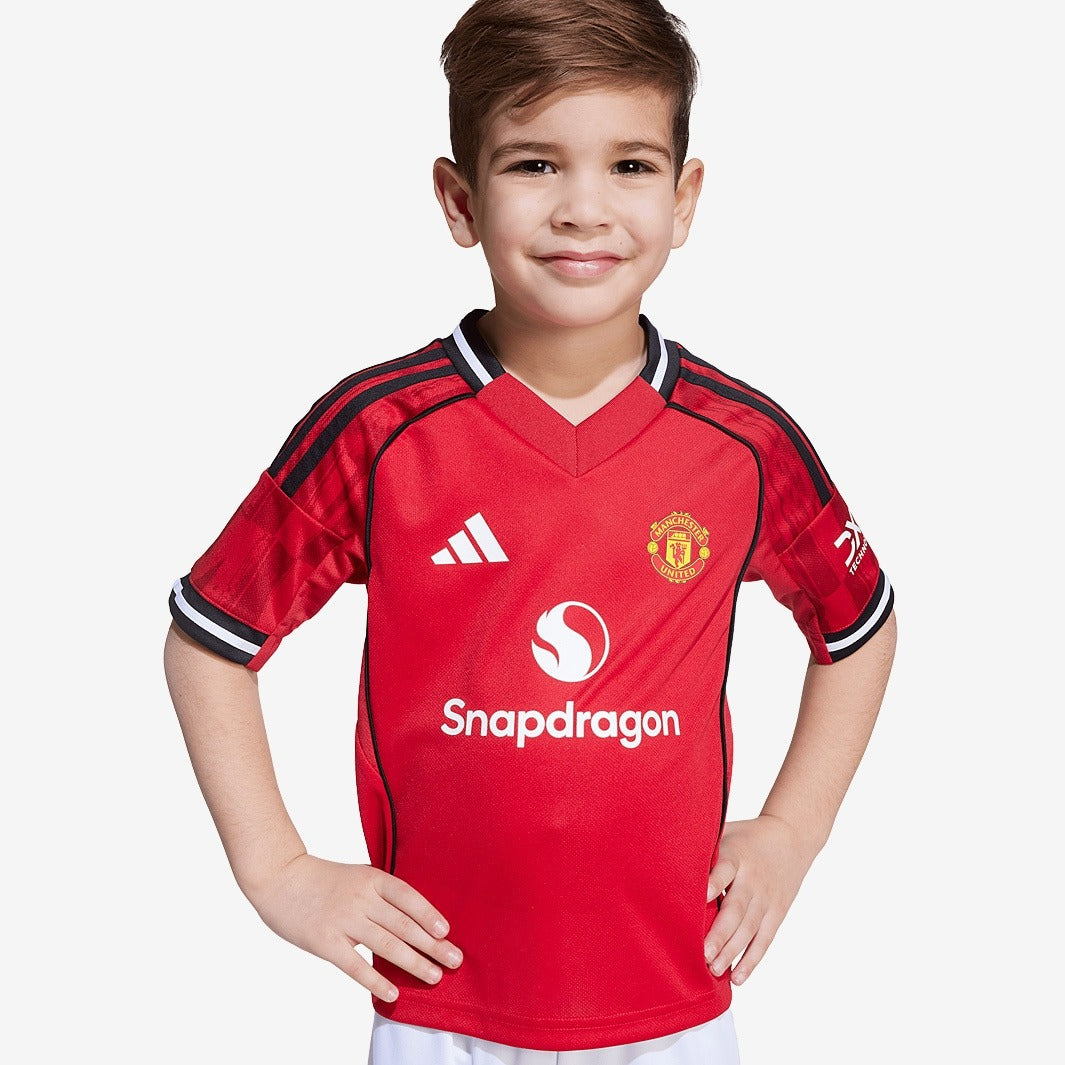 Kids Kit Manchester United 2025/26 Fan